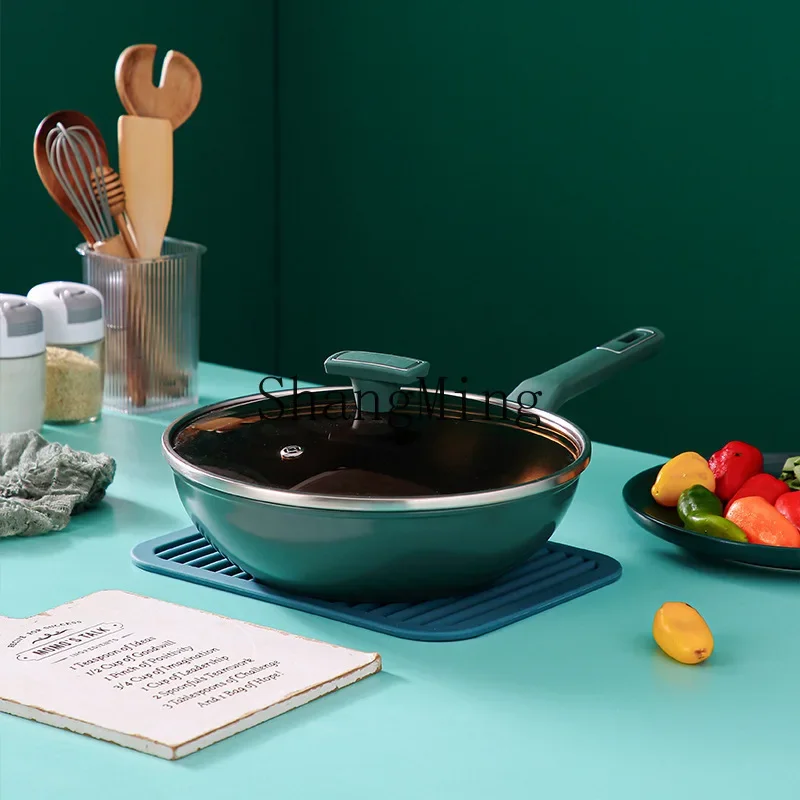 CLL hot-selling modern simple ceramic 0 fluorine small wok graphene non-stick flat bottom induction cooker universal
CLL hot-selling modern simple ceramic 0 fluorine small wok graphene non-stick flat bottom induction cooker universal