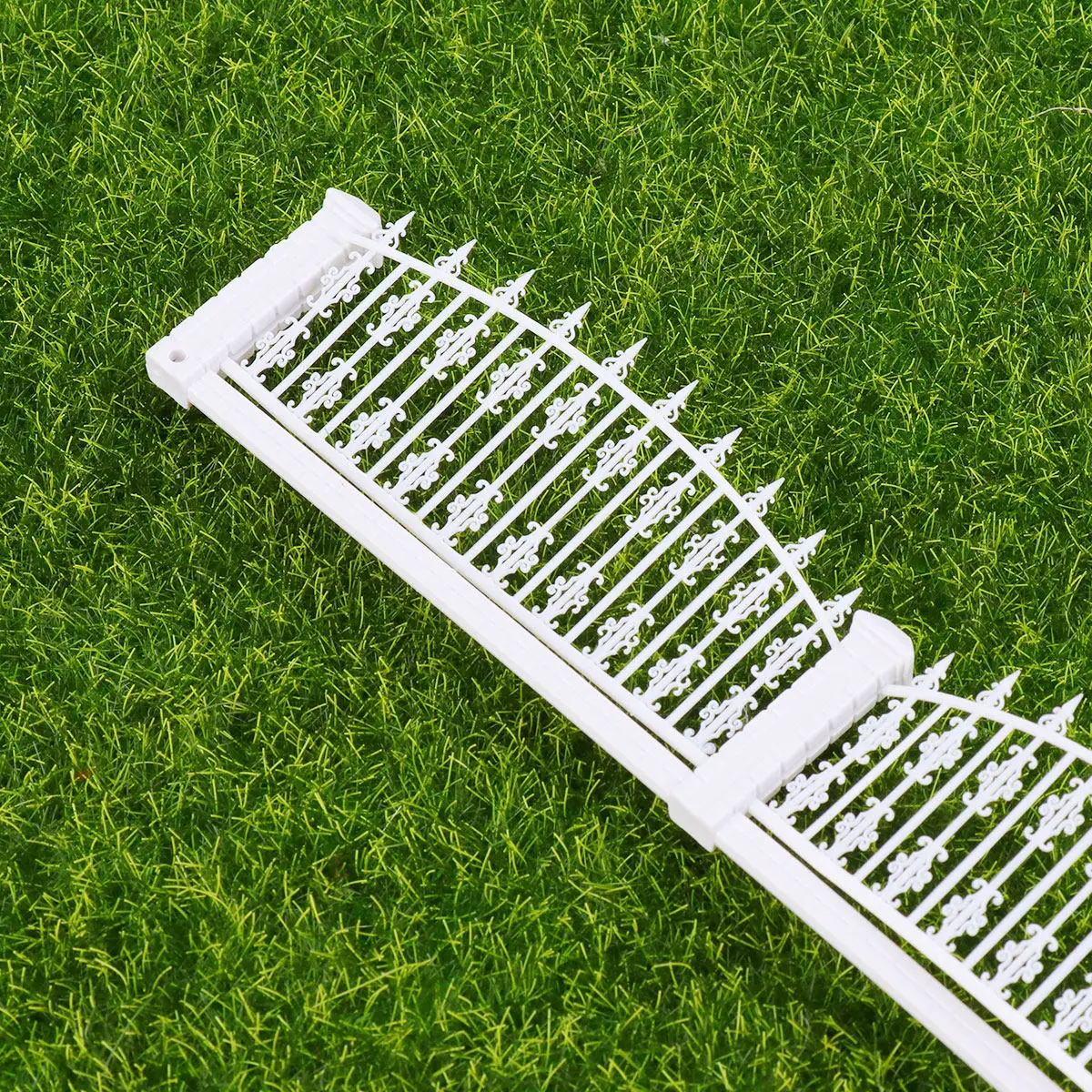 1M Plastic DIY Garden Fence Courtyard Ornamental Fence Sand Table Decoration Micro Landscape Landscaping Accessory
1M Plastic DIY Garden Fence Courtyard Ornamental Fence Sand Table Decoration Micro Landscape Landscaping Accessory