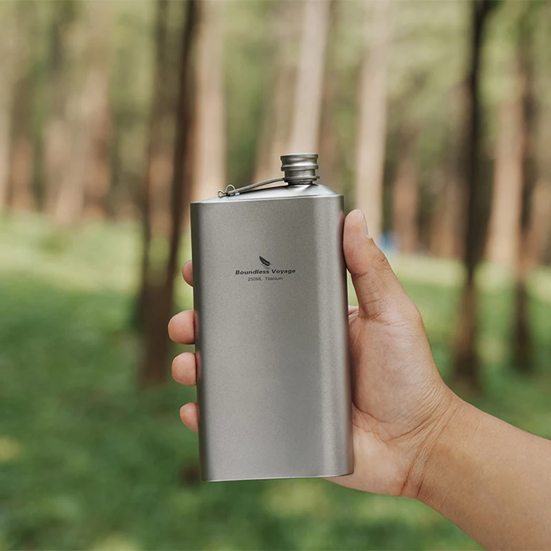Boundless Voyage 250ml Titanium Hip Flask Durable Camping Essential Flavor-Resistant Whiskey Vodka Flagon for Outdoor Adventures
Boundless Voyage 250ml Titanium Hip Flask Durable Camping Essential Flavor-Resistant Whiskey Vodka Flagon for Outdoor Adventures