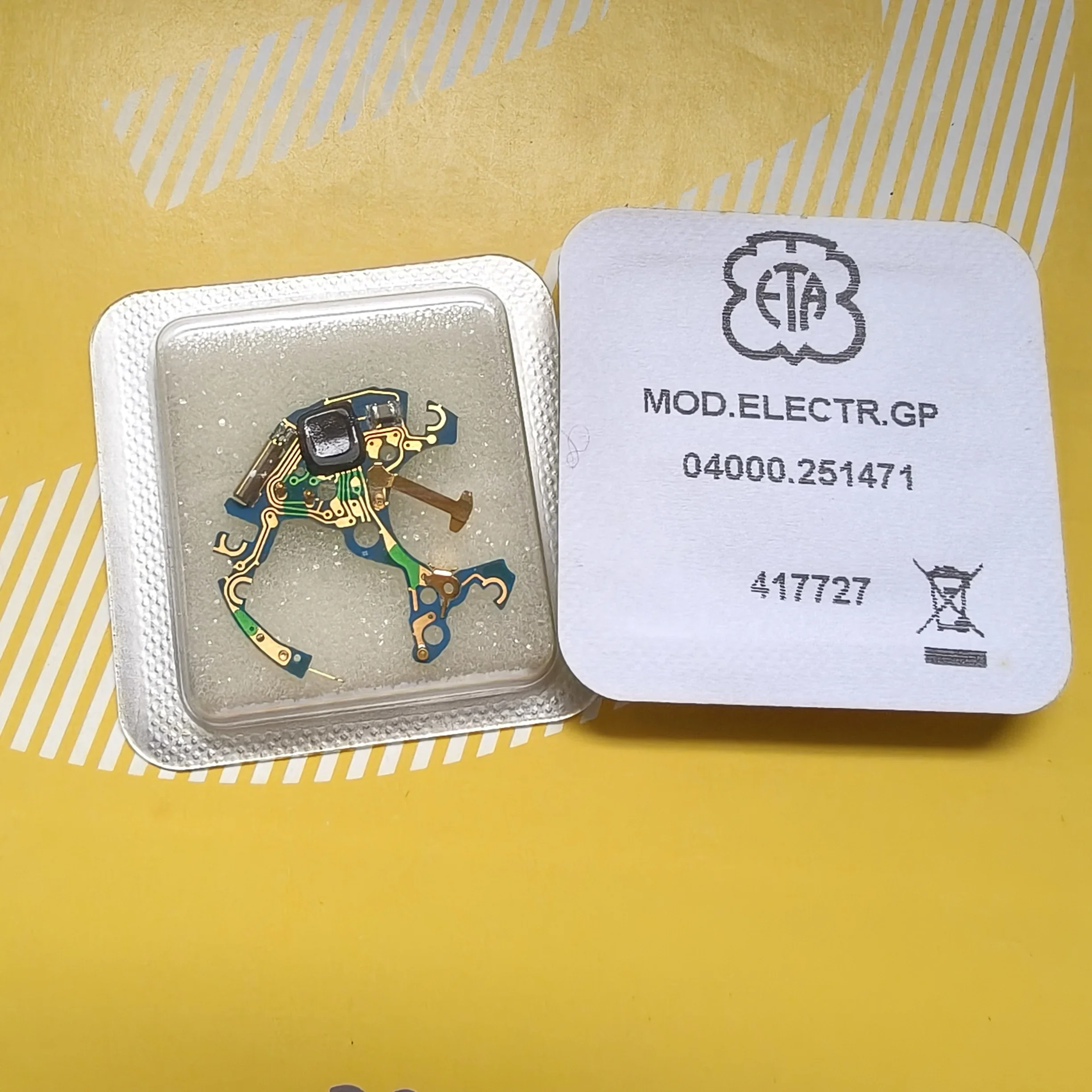 Watch movement accessories original ETA 251.471 movement accessories 251.471 circuit board single piece
Watch movement accessories original ETA 251.471 movement accessories 251.471 circuit board single piece