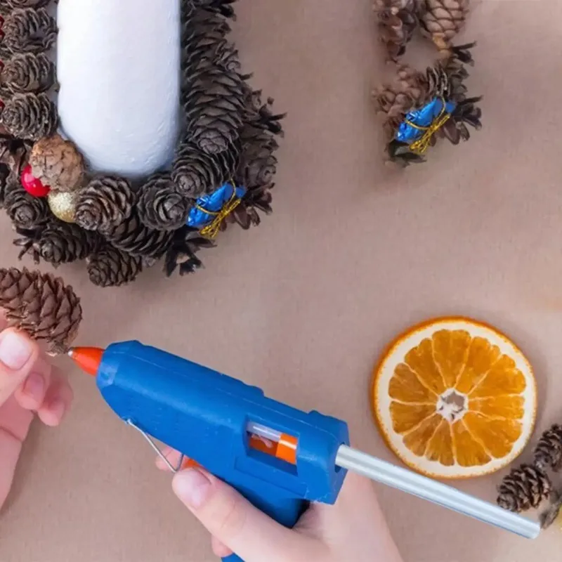 Набор из 90 прозрачных клеевых стержней для ремонта и декоративных работ по дереву и стеклу, для школы, мини-стержни для термоклея
Набор из 90 прозрачных клеевых стержней для ремонта и декоративных работ по дереву и стеклу, для школы, мини-стержни для термоклея