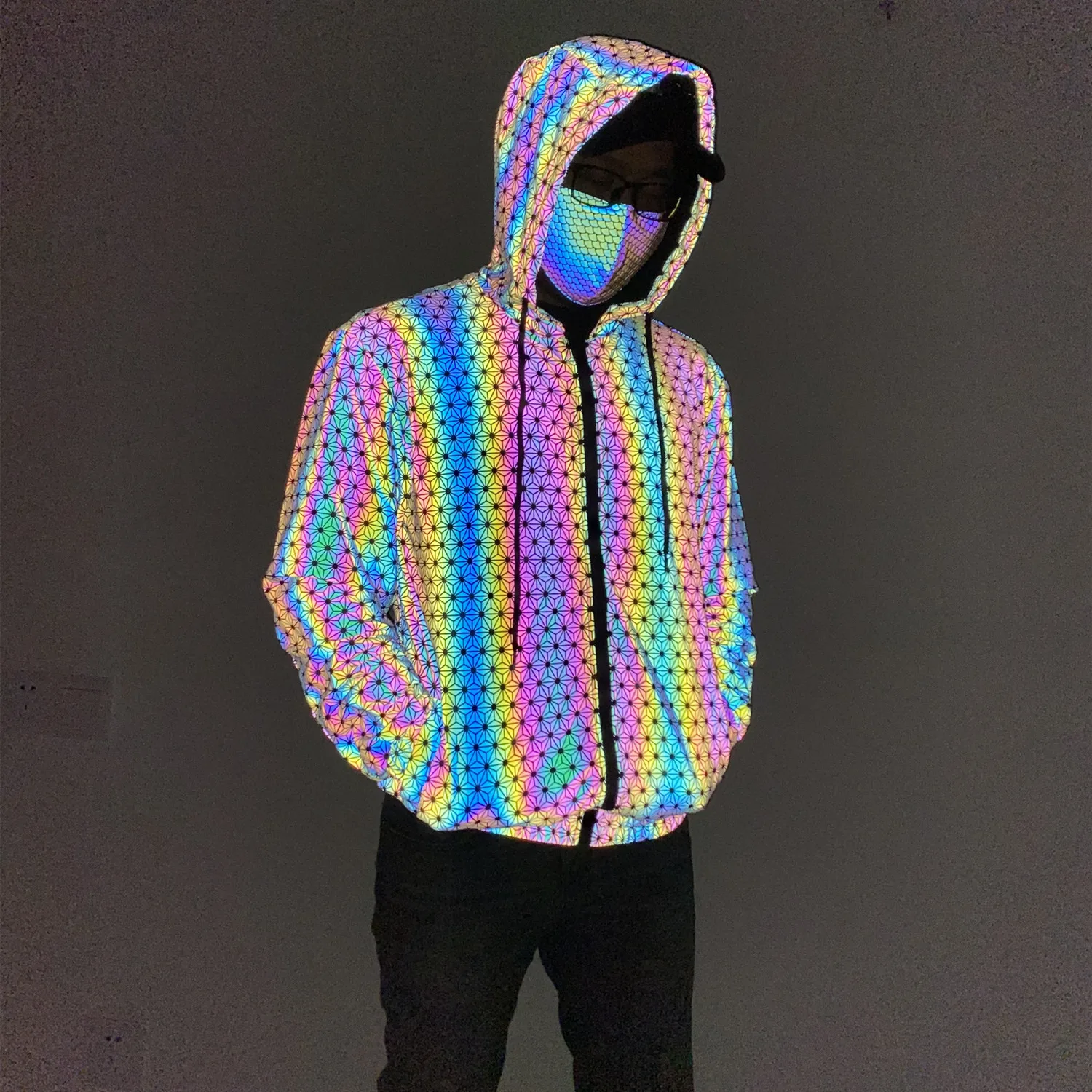 2023 Men's New Geometric Pattern Colorful Reflective Jacket Fashionable Breathable Rainbow Color Reflective Hooded Jacket
2023 Men's New Geometric Pattern Colorful Reflective Jacket Fashionable Breathable Rainbow Color Reflective Hooded Jacket