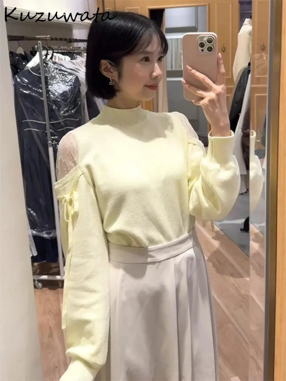 Kuzuwata Literary O Neck Sweet Bow Lace Jumper Patchwork Voile Knit Pull Femme Japan All-match French Style Loose Soft Sweaters
Kuzuwata Literary O Neck Sweet Bow Lace Jumper Patchwork Voile Knit Pull Femme Japan All-match French Style Loose Soft Sweaters