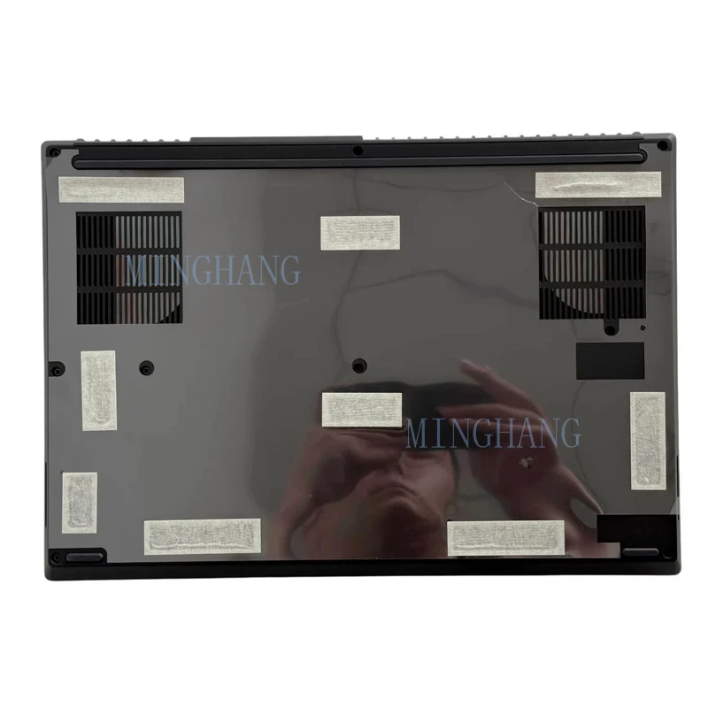 M New for Lenovo Thinkpad P16 Gen3 bottom cover D case
M New for Lenovo Thinkpad P16 Gen3 bottom cover D case