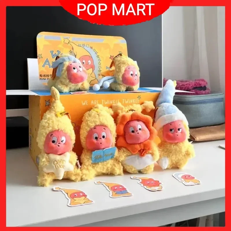 Новый плюшевый брелок серии Pop Mart We Are Twinkle, слепая коробка, игрушки, милая аниме-фигурка, сюрприз, загадочная коробка, подарок
Новый плюшевый брелок серии Pop Mart We Are Twinkle, слепая коробка, игрушки, милая аниме-фигурка, сюрприз, загадочная коробка, подарок