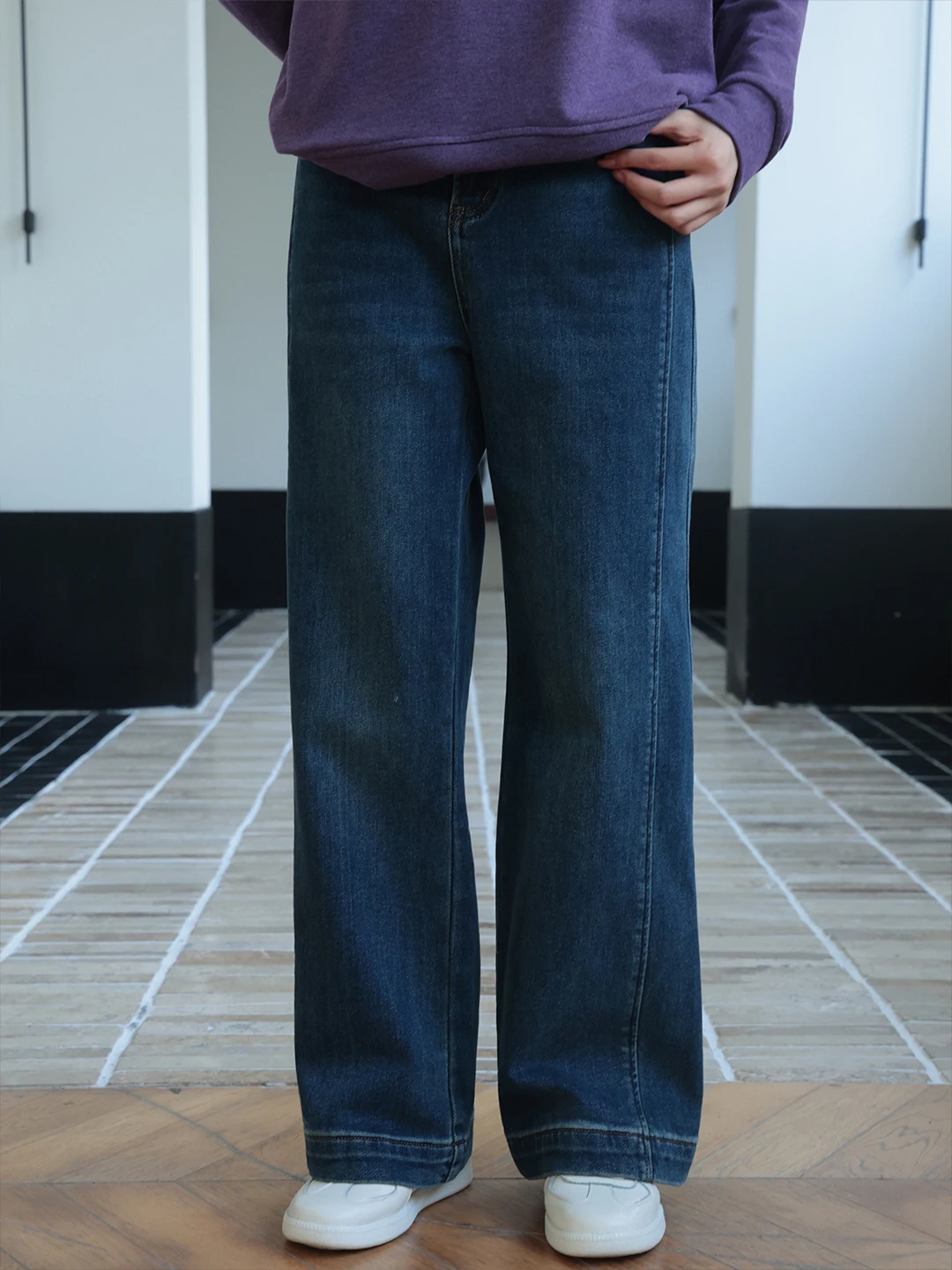 Повседневные утепленные женские джинсы с высокой талией, прямые, зимние, теплые, из хлопкового денима, модные, классические
Повседневные утепленные женские джинсы с высокой талией, прямые, зимние, теплые, из хлопкового денима, модные, классические