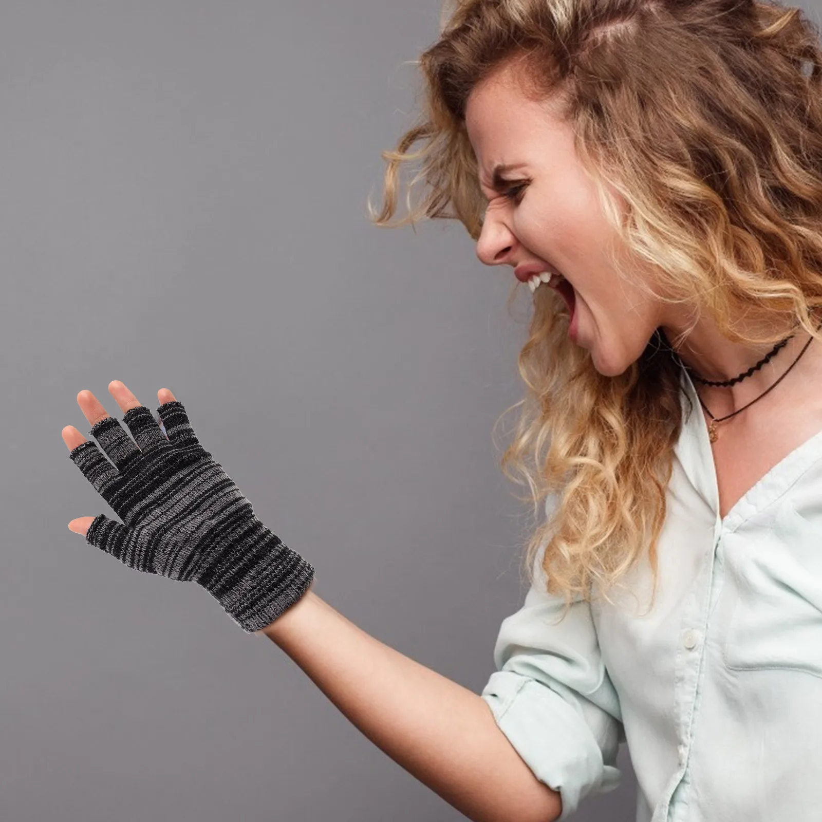 3Pairs Winter Warm Gloves Half Finger Knitted Acrylic Stretchy for Women Touch Screen Typing Driving Outdoor Activities
3Pairs Winter Warm Gloves Half Finger Knitted Acrylic Stretchy for Women Touch Screen Typing Driving Outdoor Activities