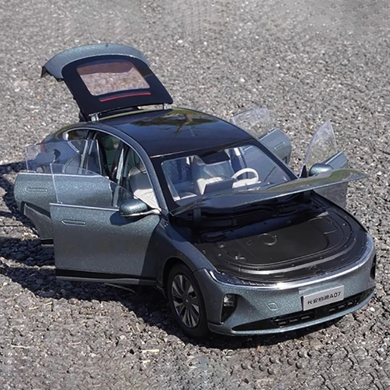 Original for Qiyuan A07 car model 1:18 2023 alloy new energy simulation car model
Original for Qiyuan A07 car model 1:18 2023 alloy new energy simulation car model