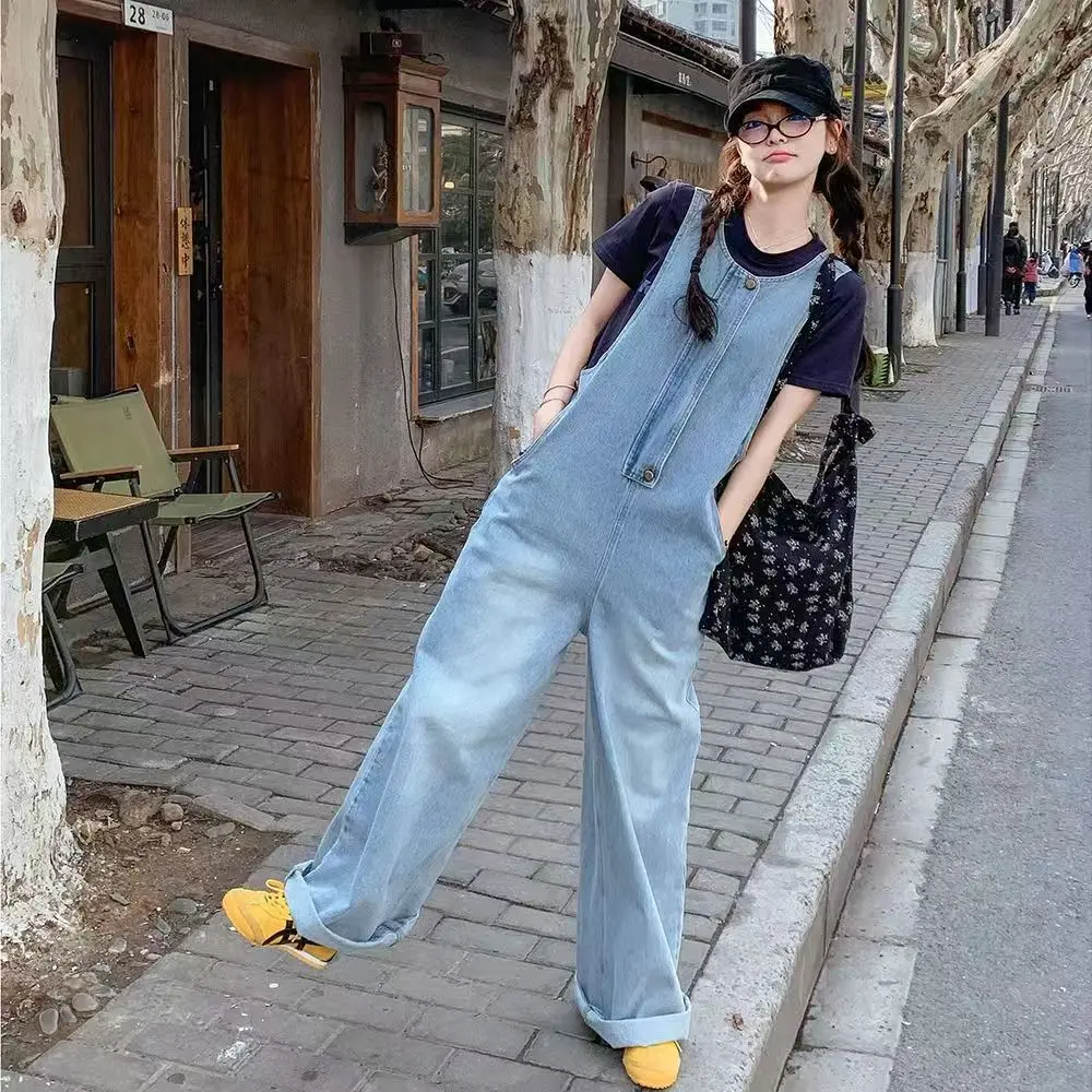 2025 Spring/Summer New Women's Cowboy Strap Pants Loose Commuter Jumpsuit
2025 Spring/Summer New Women's Cowboy Strap Pants Loose Commuter Jumpsuit