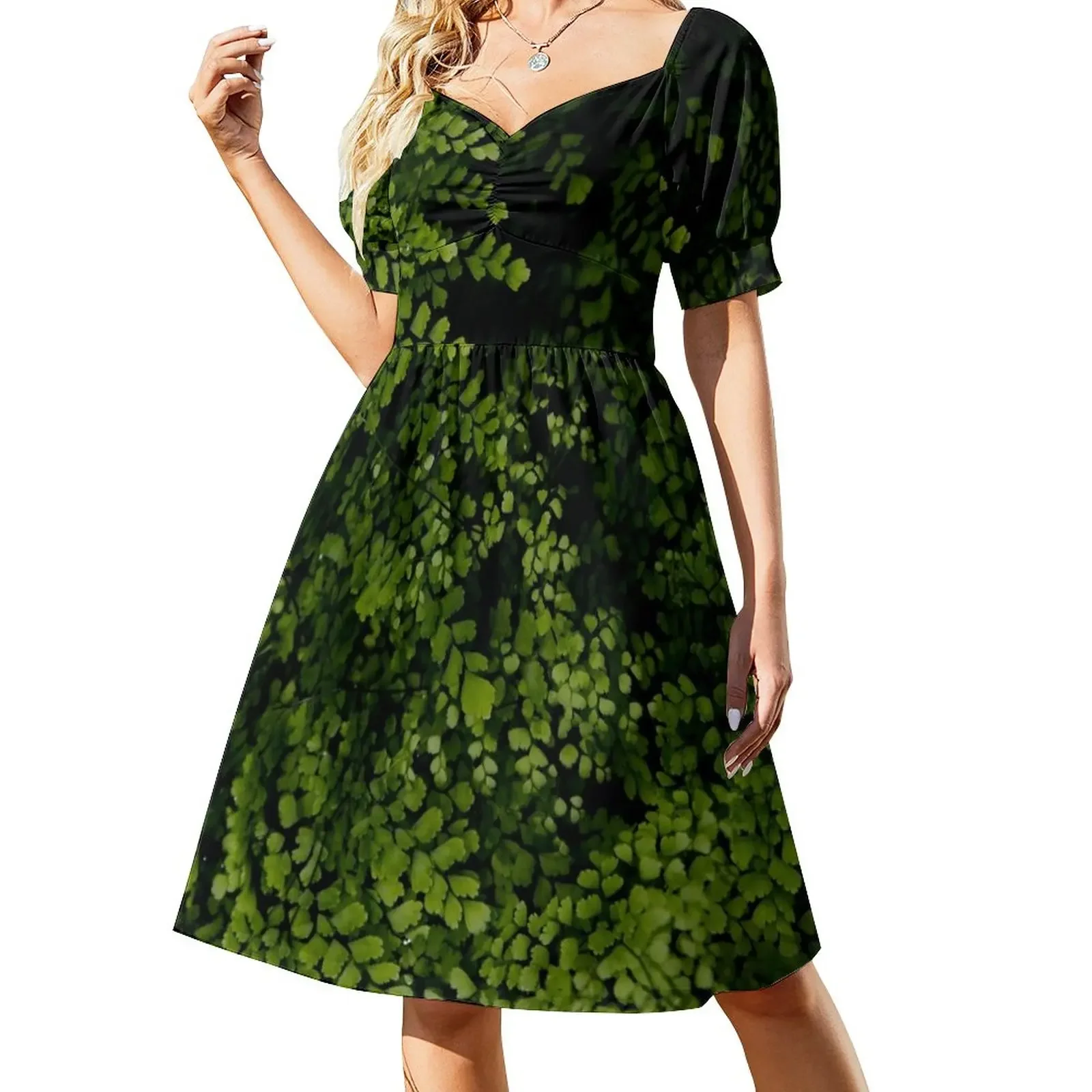Small leaves. Short-Sleeved Dress dresses with long sleeves evening dress Clothing female
Small leaves. Short-Sleeved Dress dresses with long sleeves evening dress Clothing female