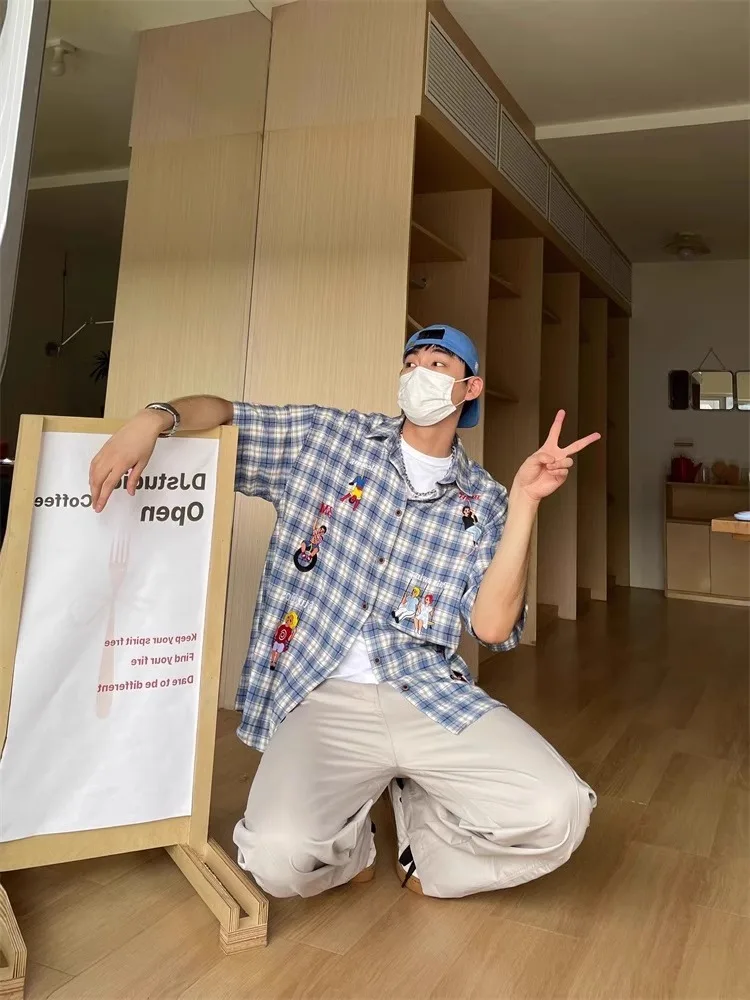 Ретро Street Sle с вышивкой в клетку ort Sve irt Свободный крой Лето Новое поступление ex Верхняя одежда для пар Повседневная irt
Ретро Street Sle с вышивкой в клетку ort Sve irt Свободный крой Лето Новое поступление ex Верхняя одежда для пар Повседневная irt