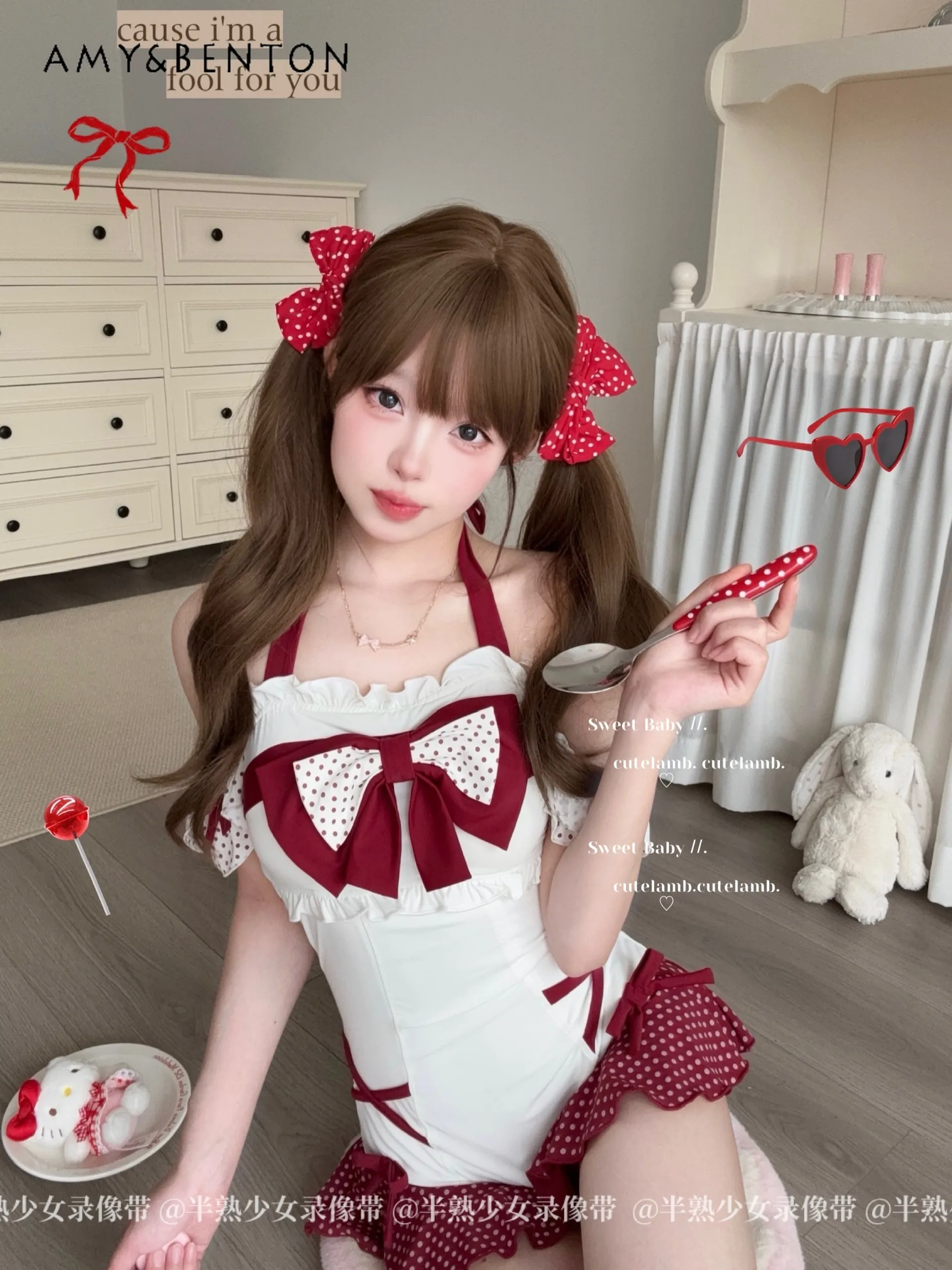 American Retro Lolita Polka Dot Strap Big Bow One-piece Swimsuit Women Sweet Cute Girl Style Versatile Seaside Vacation Swimsuit
American Retro Lolita Polka Dot Strap Big Bow One-piece Swimsuit Women Sweet Cute Girl Style Versatile Seaside Vacation Swimsuit