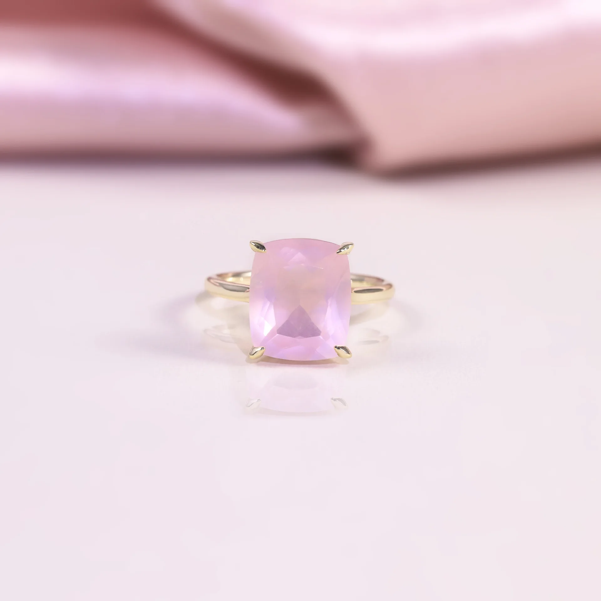 Extra Large 5 Carat Ring S925 Silver Inlaid Cushion Cut Natural Pink Crystal Natural Sky Blue Topaz Ring
Extra Large 5 Carat Ring S925 Silver Inlaid Cushion Cut Natural Pink Crystal Natural Sky Blue Topaz Ring