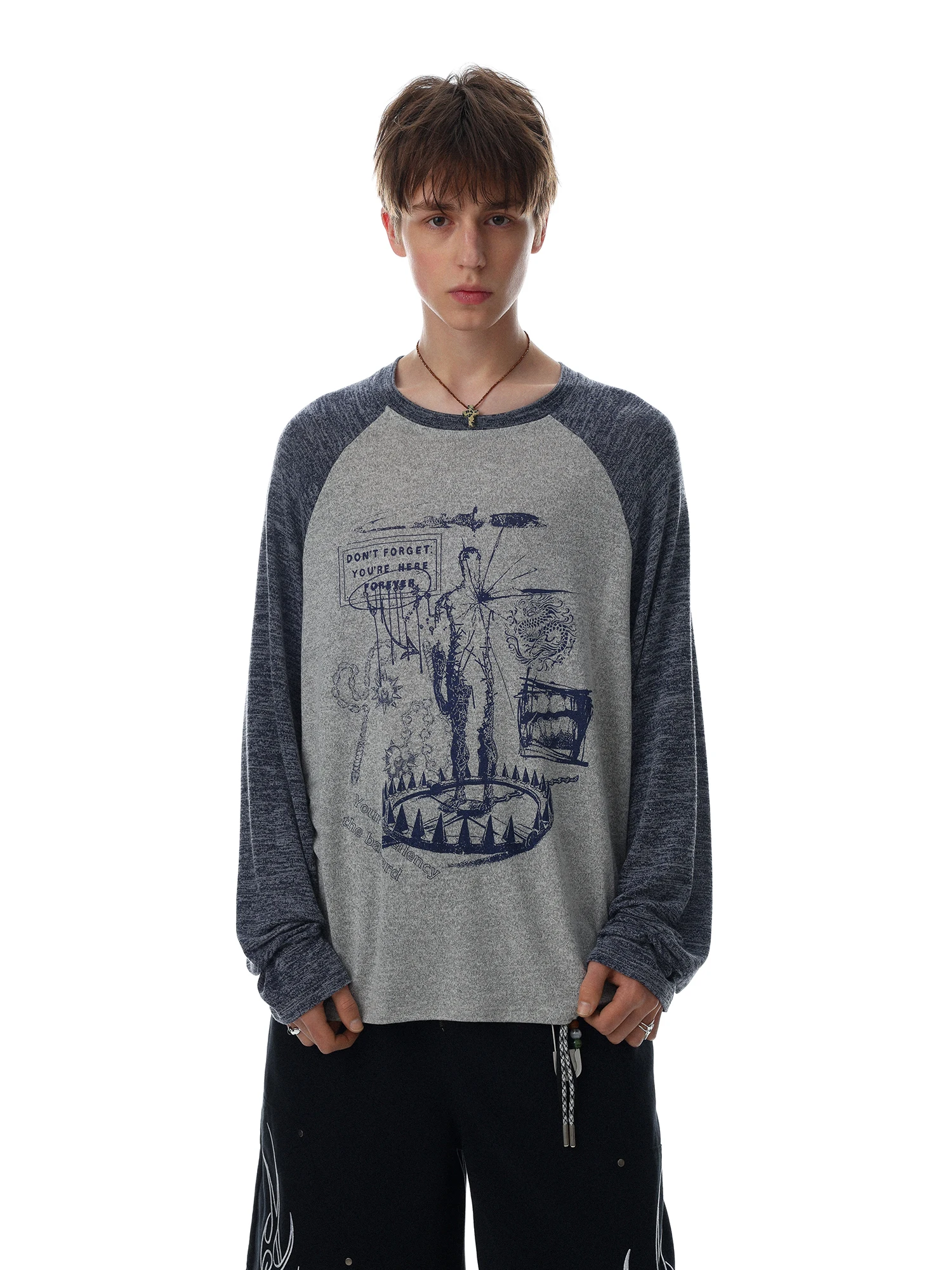 American Retro Streetwear Long Sleeve Loose Fit Shoulder Insert T-Shirt for Men Color Block Lazy Top round Neck Casual Tee
American Retro Streetwear Long Sleeve Loose Fit Shoulder Insert T-Shirt for Men Color Block Lazy Top round Neck Casual Tee
