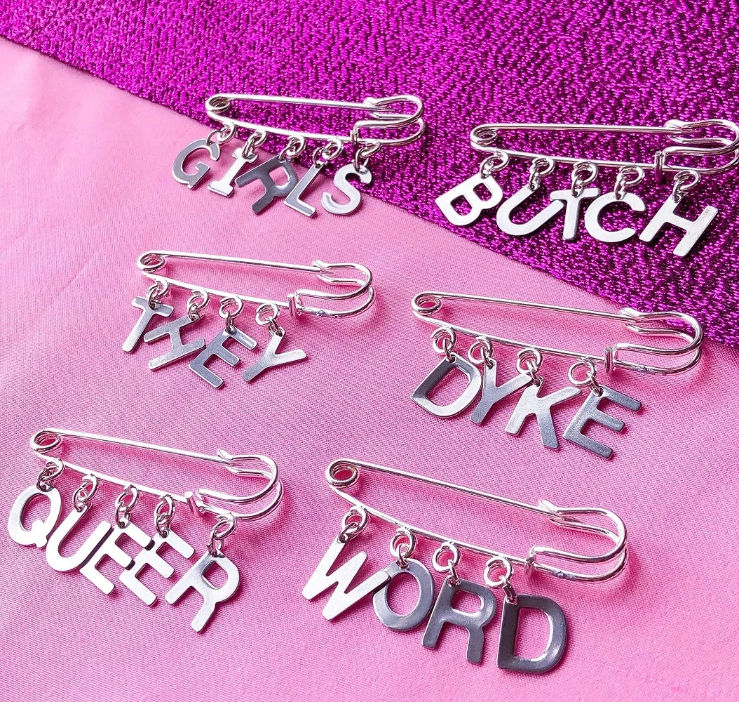 Stainless steel customized letter name brooch for women and men's fashion accessories, birthday gifts, personalized wedding jewe
Stainless steel customized letter name brooch for women and men's fashion accessories, birthday gifts, personalized wedding jewe
