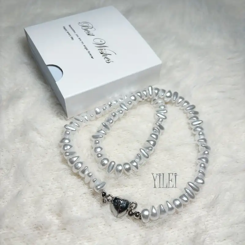 Heart Pendant Irregular Artificial Pearl Necklace, Elegant Retro Style Women's Collarbone Chain
Heart Pendant Irregular Artificial Pearl Necklace, Elegant Retro Style Women's Collarbone Chain