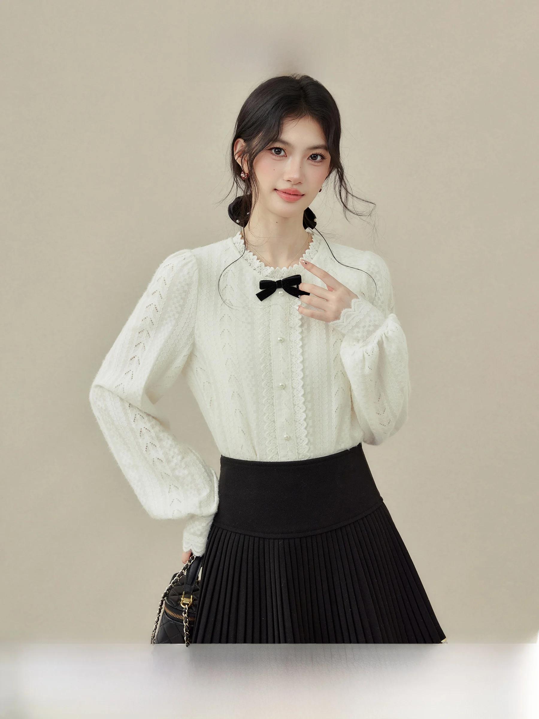 Ouyang Xi Snowflake Rabbit Long Sleeve Lace Shirt Women's Inner Wear Knot French Style Slim Fit Shirt for Teens
Ouyang Xi Snowflake Rabbit Long Sleeve Lace Shirt Women's Inner Wear Knot French Style Slim Fit Shirt for Teens