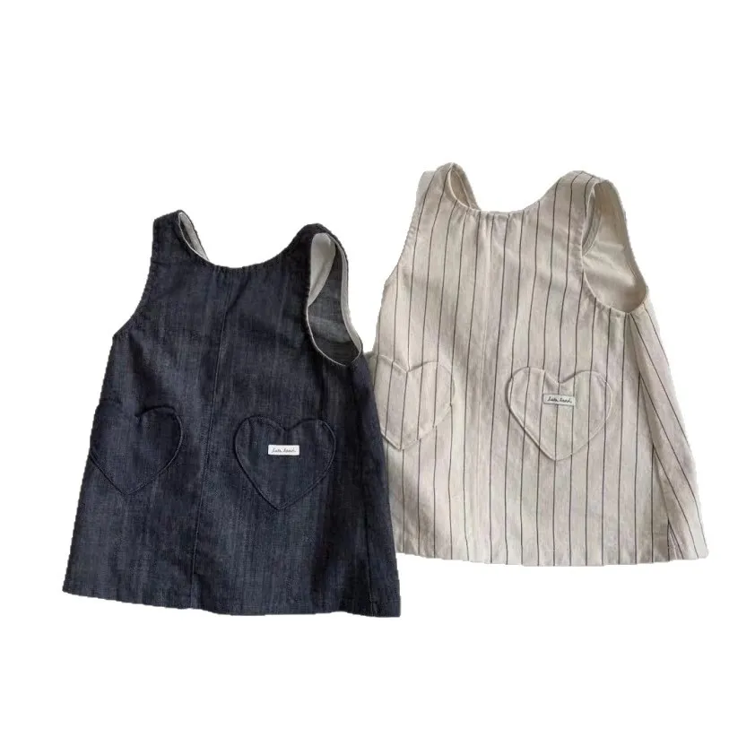 Q2825 Girls Summer Heart Print Bib Overalls Korean Style Dress Fashionable Clothing for Kids
Q2825 Girls Summer Heart Print Bib Overalls Korean Style Dress Fashionable Clothing for Kids