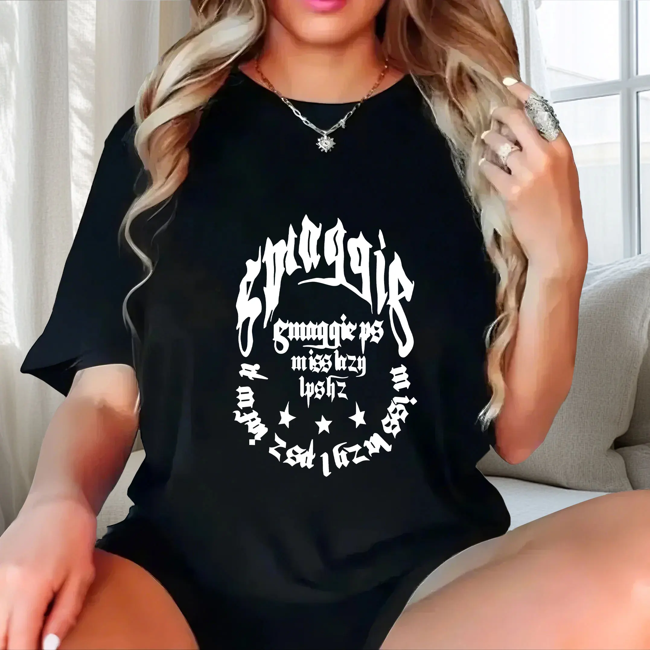 Sporty and energetic, slimming and loose fit plus size Ladies' casual short sleeved T-shirt black
Sporty and energetic, slimming and loose fit plus size Ladies' casual short sleeved T-shirt black