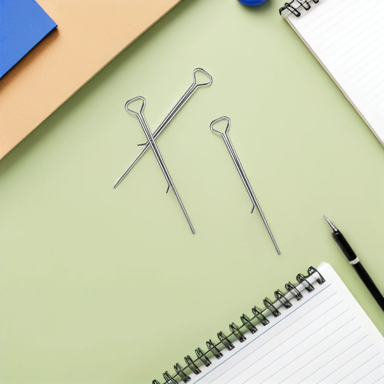 12pcs Wax Holder For Diy Making Silver Metal Wick Centering Tool Wick Fixing Clip Universal Making Accessory
12pcs Wax Holder For Diy Making Silver Metal Wick Centering Tool Wick Fixing Clip Universal Making Accessory