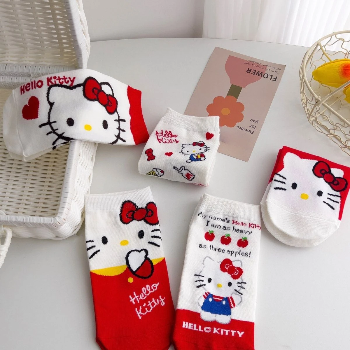New Hello Kitty Socks Anime Peripheral Shallow Mouth Socks Cute Winter Autumn Cartoon Printing Short Socks Pure Cotton
New Hello Kitty Socks Anime Peripheral Shallow Mouth Socks Cute Winter Autumn Cartoon Printing Short Socks Pure Cotton
