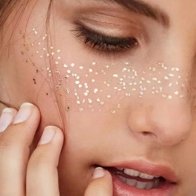 New Freckles Stickers Tattoo on Face Festival Accessories Glitter Bright Face Art Tattoo Sticker Face Jewels Gemsface Decoration
New Freckles Stickers Tattoo on Face Festival Accessories Glitter Bright Face Art Tattoo Sticker Face Jewels Gemsface Decoration