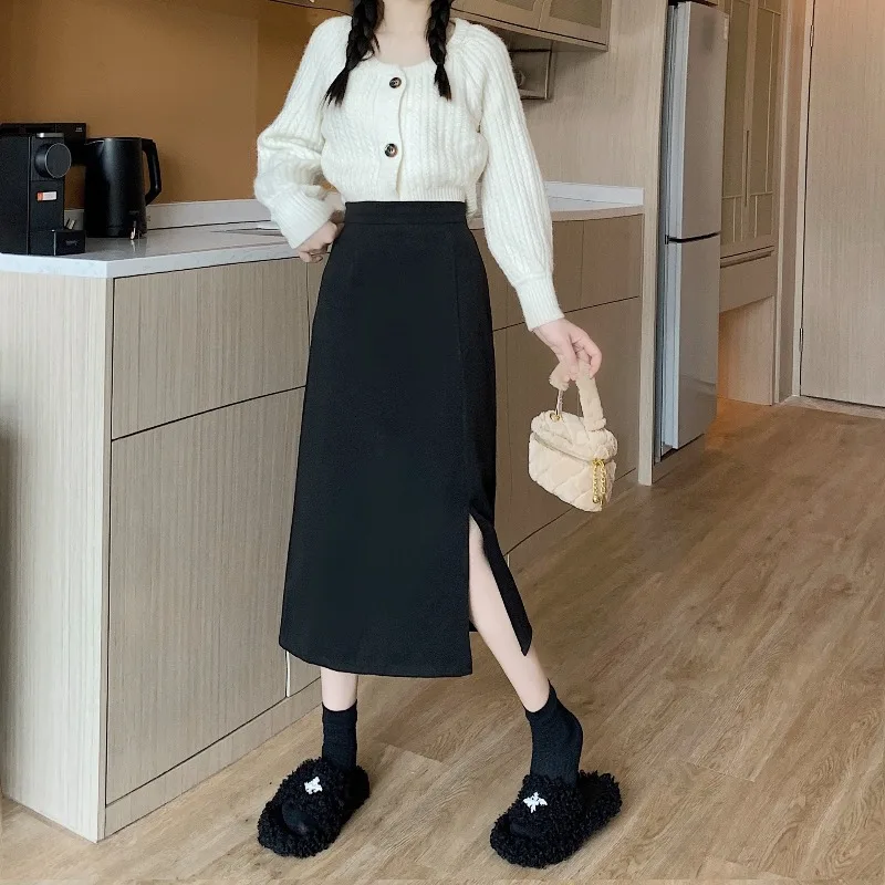 Новая женская облегающая юбка с высокой талией и разрезом, повседневный модный одинаковый свитер, юбка с высокой талией и разрезом на бедрах
Новая женская облегающая юбка с высокой талией и разрезом, повседневный модный одинаковый свитер, юбка с высокой талией и разрезом на бедрах