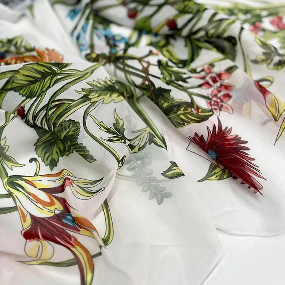 Портативный шелковый шарф с вышивкой, дышащая гладкая пляжная шаль, солнцезащитная шелковая бандана для женщин
Портативный шелковый шарф с вышивкой, дышащая гладкая пляжная шаль, солнцезащитная шелковая бандана для женщин