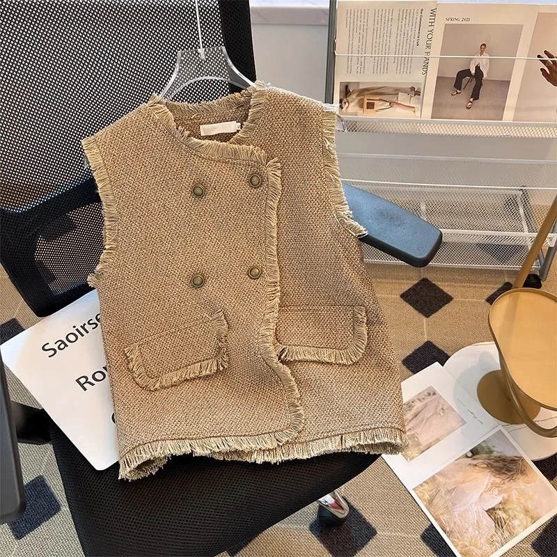 Sleeveless Cardigan Women's Vest Double-Breasted Retro Vest Fashion Korean Version O-Neck Scarf Loose And Comfortable Vest
Sleeveless Cardigan Women's Vest Double-Breasted Retro Vest Fashion Korean Version O-Neck Scarf Loose And Comfortable Vest