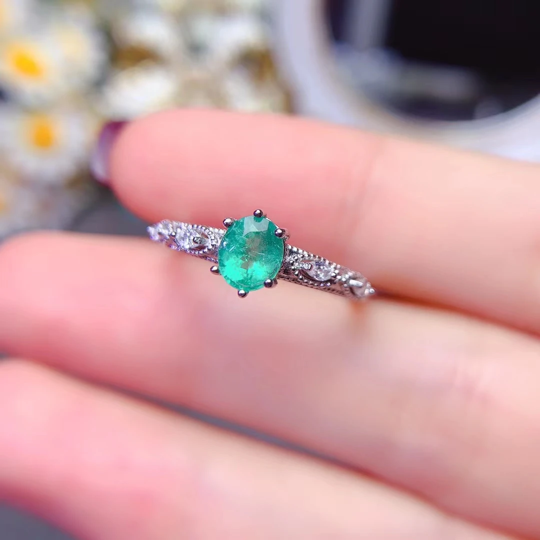 Classic 925 Silver Engagement Ring for Woman 5mm*6mm 0.5ct Natural Emerald Ring with 3 Layers 18K Gold Plated Jewelry
Classic 925 Silver Engagement Ring for Woman 5mm*6mm 0.5ct Natural Emerald Ring with 3 Layers 18K Gold Plated Jewelry