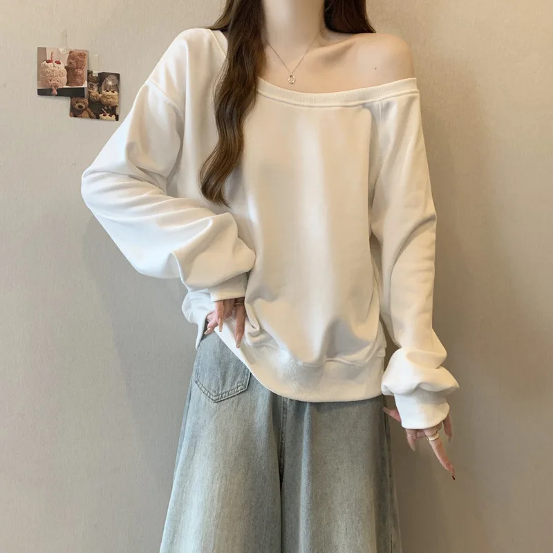 Style Solid Color off-Shoulder Diagonal Collar Long-Sleeved Sweater Women's Autumn and Winter Clothing Korean Style Loose Velvet
Style Solid Color off-Shoulder Diagonal Collar Long-Sleeved Sweater Women's Autumn and Winter Clothing Korean Style Loose Velvet