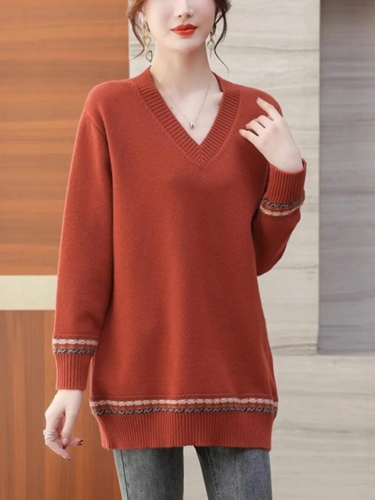 Женская трикотажная футболка больших размеров с V-Ne, свободная внутренняя одежда, повседневная длинная футболка све, корейская футболка, осень-зима, новинка...
Женская трикотажная футболка больших размеров с V-Ne, свободная внутренняя одежда, повседневная длинная футболка све, корейская футболка, осень-зима, новинка...