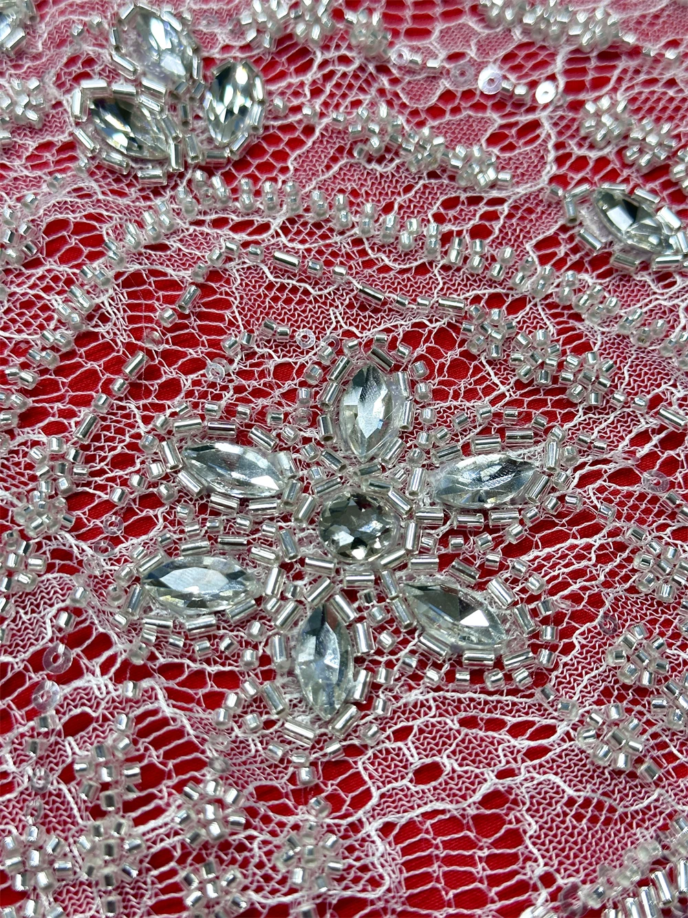 Luxury Evening Dresses 2026 High Quality Embroidery French Lace Fabric African Sequins Beaded Tulle Lace Fabric For Sewing
Luxury Evening Dresses 2026 High Quality Embroidery French Lace Fabric African Sequins Beaded Tulle Lace Fabric For Sewing