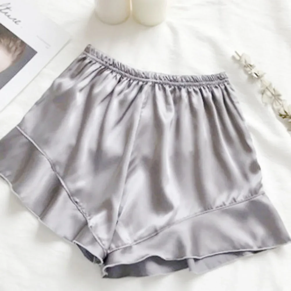 Elegant Satin Pants Silk Short Pants Brand New Condition Moderate Elasticity Comfortable Silk Shorts For Women
Elegant Satin Pants Silk Short Pants Brand New Condition Moderate Elasticity Comfortable Silk Shorts For Women