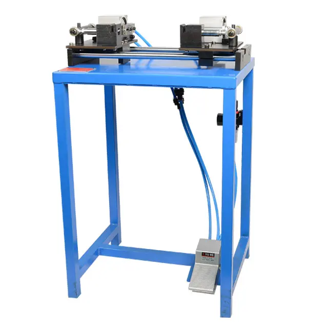 Картонный дырокол/брелок для подарочной коробки
Картонный дырокол/брелок для подарочной коробки