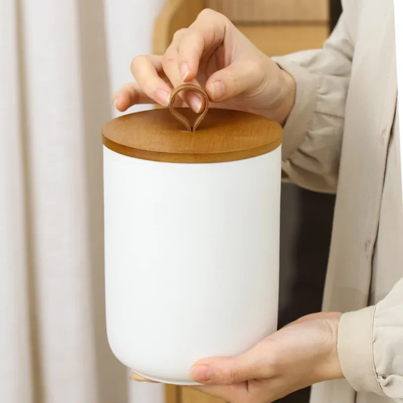 Round Ceramic Sealed Tank, Coffee Bean Tank, Kitchen Container, Spice Tank, Applicable To, Food, Tea Coffee Sugar Storage Jars
Round Ceramic Sealed Tank, Coffee Bean Tank, Kitchen Container, Spice Tank, Applicable To, Food, Tea Coffee Sugar Storage Jars