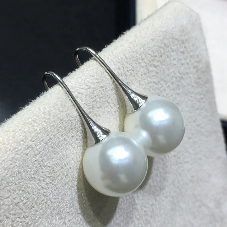 Vintage Pair Of 11-12mm South Sea Real White Pearl Dangle Earrings For Women Jewelry
Vintage Pair Of 11-12mm South Sea Real White Pearl Dangle Earrings For Women Jewelry