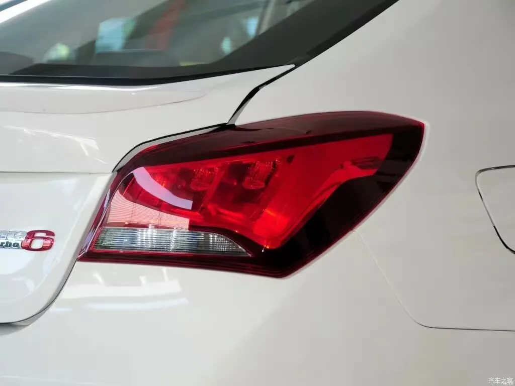 Taillight Tail Lamp Rear Back lamp assy. for Chinese SAIC ROEWE MG6 2015 Car Auto car motor parts
Taillight Tail Lamp Rear Back lamp assy. for Chinese SAIC ROEWE MG6 2015 Car Auto car motor parts