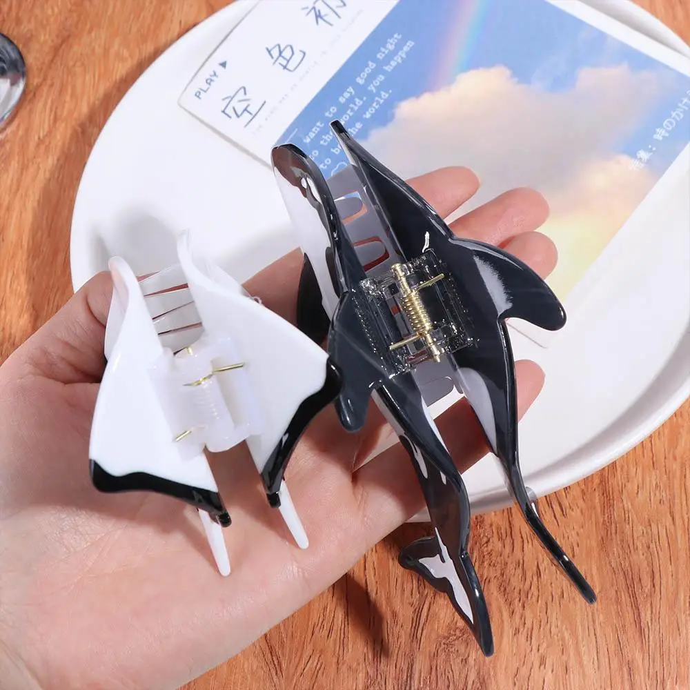 Заколка для волос с уксусной кислотой, мантой Рэй, серия Ocean, мультяшный Кит, коготь для волос, креативная заколка для волос из ацетата рыбы, морской организм, заколка для девочек
Заколка для волос с уксусной кислотой, мантой Рэй, серия Ocean, мультяшный Кит, коготь для волос, креативная заколка для волос из ацетата рыбы, морской организм, заколка для девочек