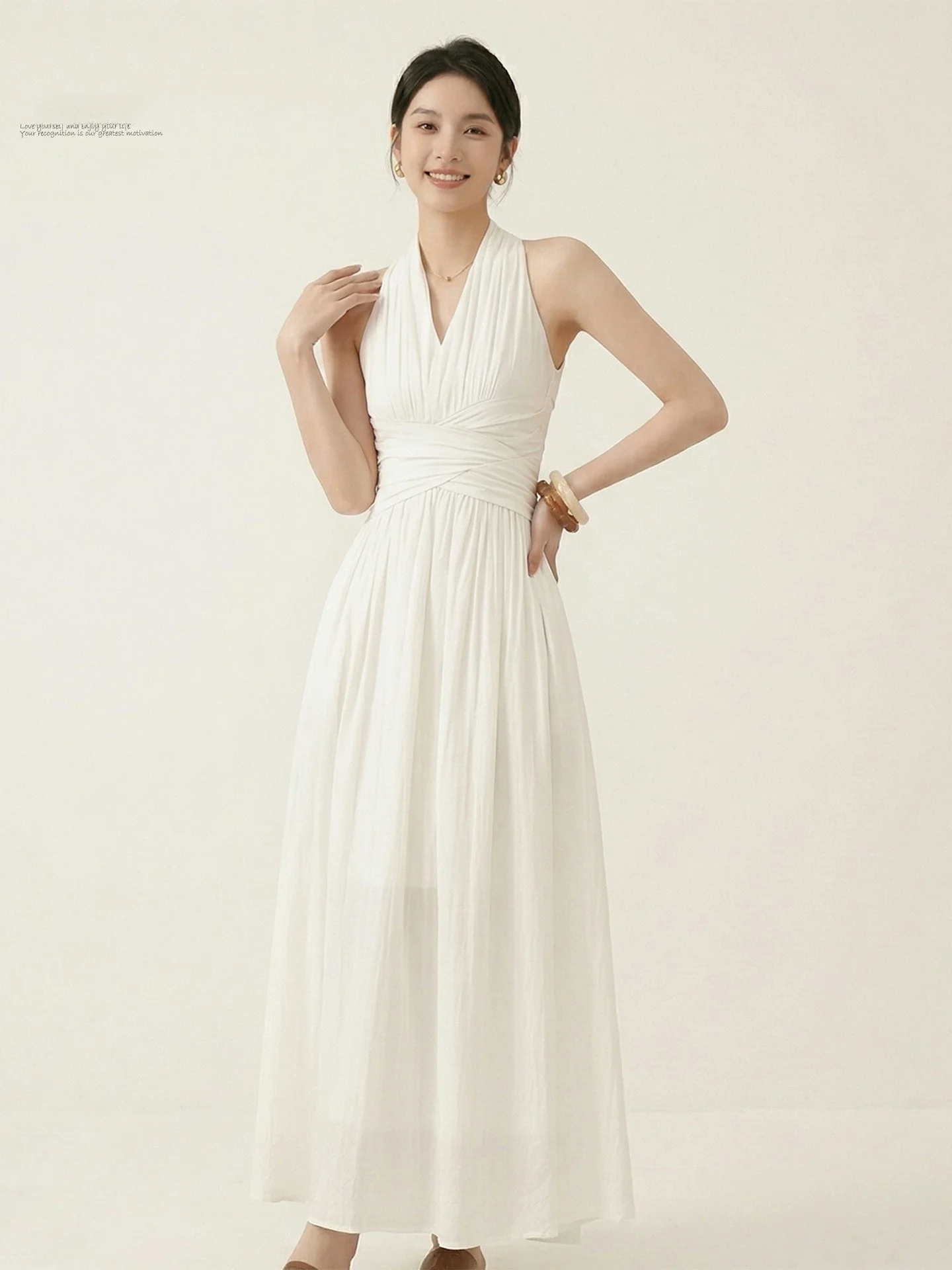 Warm Nuanxi 2026 Summer Sleeveless Neck Hanging Dress White Waist Cinching Slimming Long Holiday Style A-Line Dress for Women
Warm Nuanxi 2026 Summer Sleeveless Neck Hanging Dress White Waist Cinching Slimming Long Holiday Style A-Line Dress for Women
