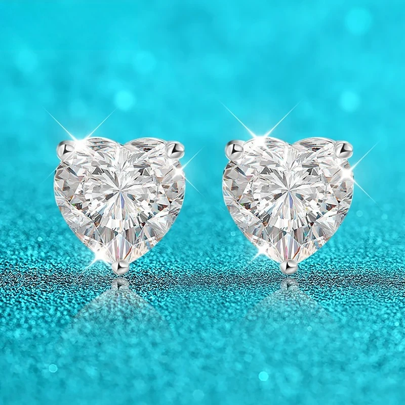 1CT 2CT 4CT Heart Cut Moissanite Stud Earrings for Women Luxury Quality Lab Diamond S925 Sterling Silver Bride Jewelry
1CT 2CT 4CT Heart Cut Moissanite Stud Earrings for Women Luxury Quality Lab Diamond S925 Sterling Silver Bride Jewelry