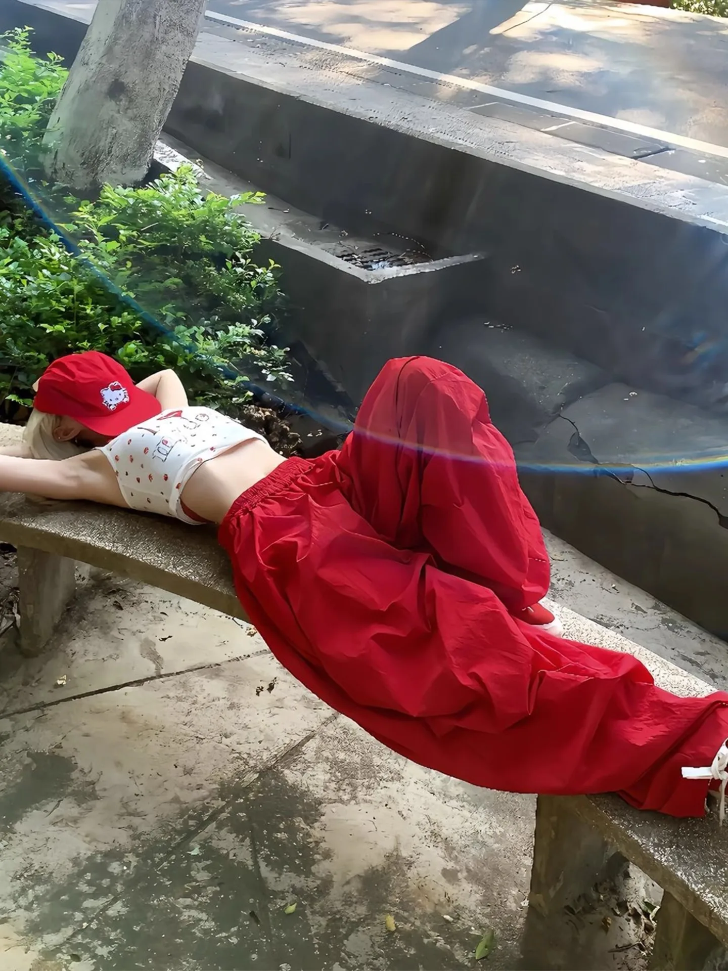 Повседневные брюки в американском стиле ретро для мужчин и женщин, летние тонкие свободные брюки с широкими штанинами, прямые длинные брюки с драпировкой, свободный крой, дышащие
Повседневные брюки в американском стиле ретро для мужчин и женщин, летние тонкие свободные брюки с широкими штанинами, прямые длинные брюки с драпировкой, свободный крой, дышащие