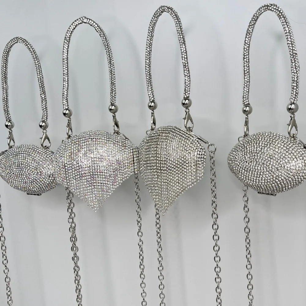 Elegant Tassel Rhinestone Banquet Bag Glitter Metal Top Handle Wedding Shoulder Bag Crossbody Bag Wrist Bag Mini Evening Bag
Elegant Tassel Rhinestone Banquet Bag Glitter Metal Top Handle Wedding Shoulder Bag Crossbody Bag Wrist Bag Mini Evening Bag