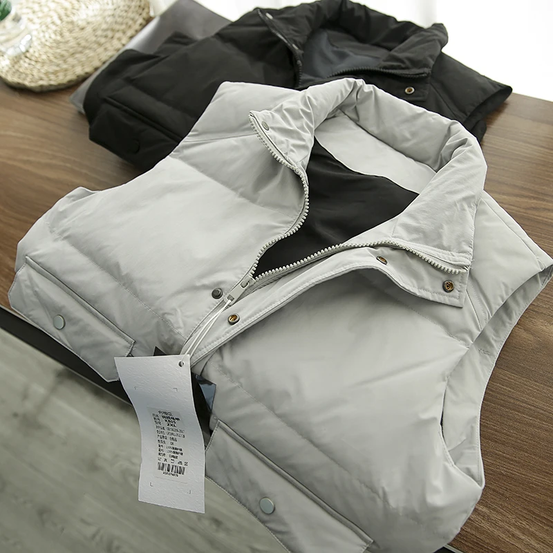 Men's Faion down Vest Autumn Winter High Puffin White Du Feather Windproof Warm Stand Collar All Match Trendy
Men's Faion down Vest Autumn Winter High Puffin White Du Feather Windproof Warm Stand Collar All Match Trendy