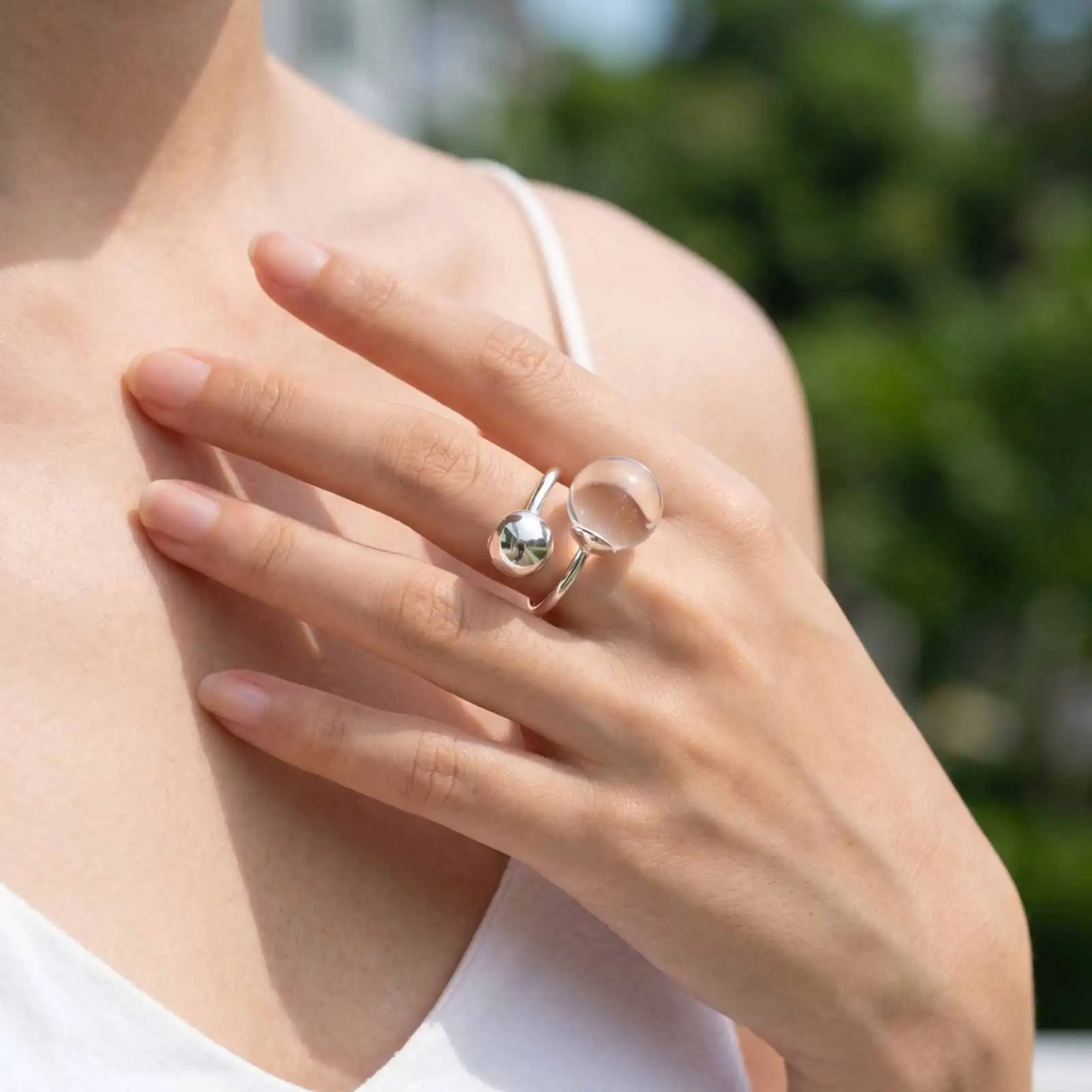 Vnox Trendy Geometric Sphere Open Ring for Women Irregular Round Ball Band Opening Ring Trendy Party Finger Rings Accessories
Vnox Trendy Geometric Sphere Open Ring for Women Irregular Round Ball Band Opening Ring Trendy Party Finger Rings Accessories