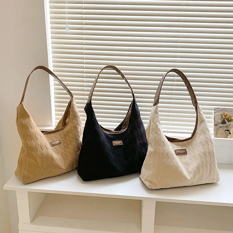 Large capacity bag women's simple casual shoulder tote bag trendy armpit bag
Large capacity bag women's simple casual shoulder tote bag trendy armpit bag
