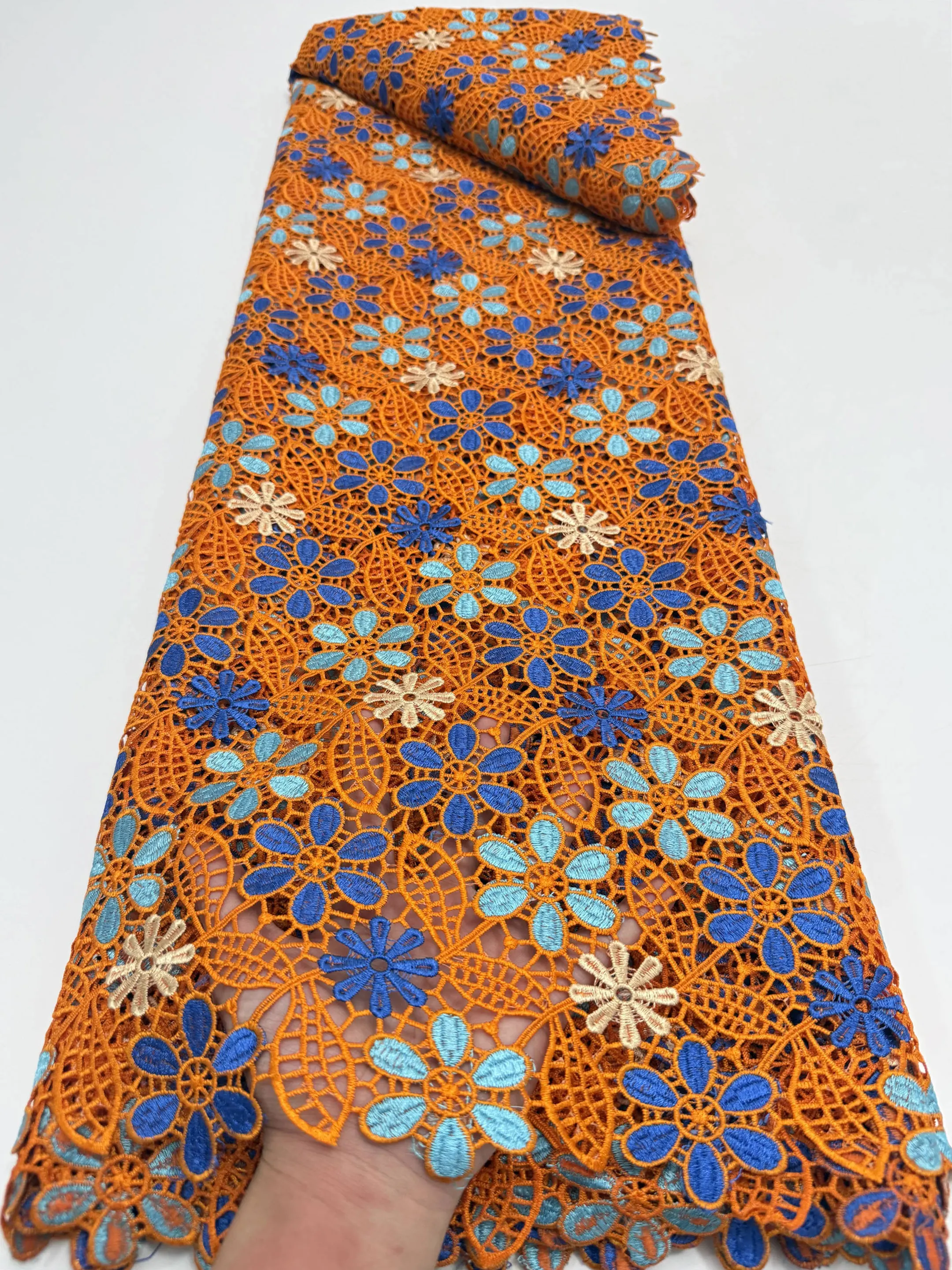 African Cord Guipure Lace Fabric 2026 French nigerian Asoebi Chantilly Water Soluble Lace Fabric High Quality For Party Dress
African Cord Guipure Lace Fabric 2026 French nigerian Asoebi Chantilly Water Soluble Lace Fabric High Quality For Party Dress