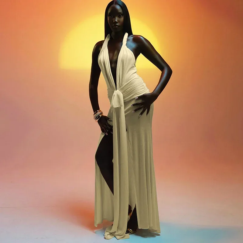 2024 autumn and winter foreign trade new women's sexy backless hanging neck deep V-neck solid color slit dress for women
2024 autumn and winter foreign trade new women's sexy backless hanging neck deep V-neck solid color slit dress for women