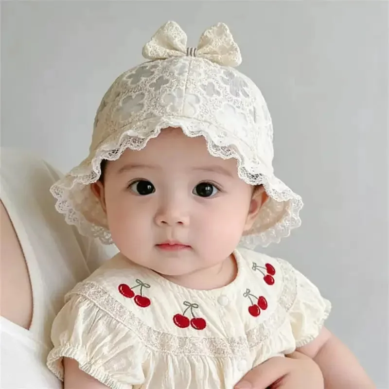 Sweet Baby Girl Summer Hat Lace Trim Butterfly Knot Fisherman Cap Infant Fashionable Sunshade Bucket Hat
Sweet Baby Girl Summer Hat Lace Trim Butterfly Knot Fisherman Cap Infant Fashionable Sunshade Bucket Hat