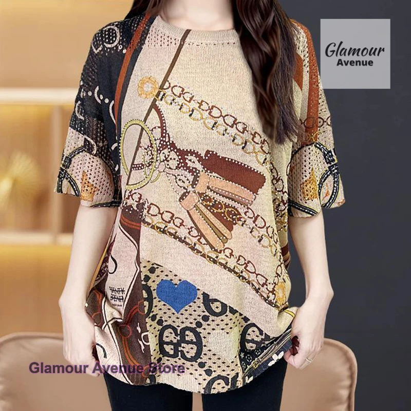 French high fashion printed short-sleeved shirt women's summer new large size loose round neck temperament casual sweater
French high fashion printed short-sleeved shirt women's summer new large size loose round neck temperament casual sweater